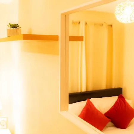 Modern And Cosy With Free Car Park And Free Wifi !!! Apartman *